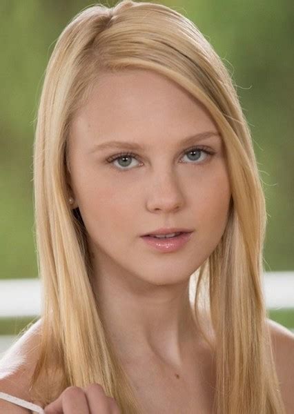 Lily Rader Biography - Lily Rader is a beautiful blonde with blue eyes American movie star. . Liky rader